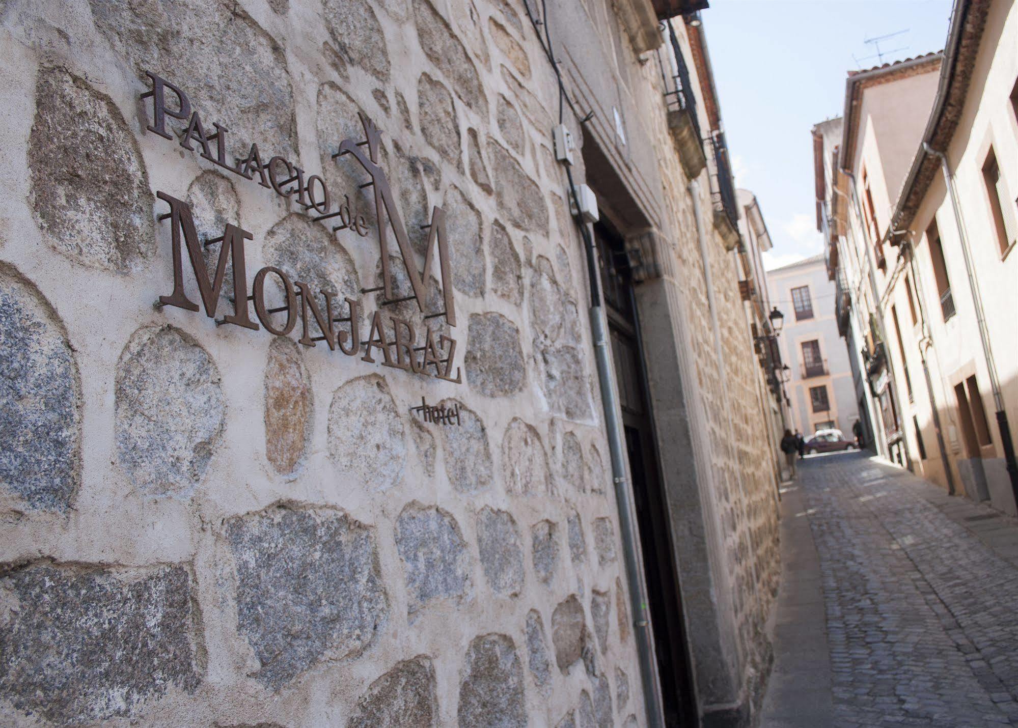 Palacio de Monjaraz Avila Bagian luar foto